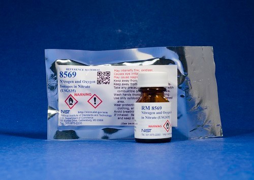 RM 8569  硝酸鹽中的USGS 35氮氧同位素標準品